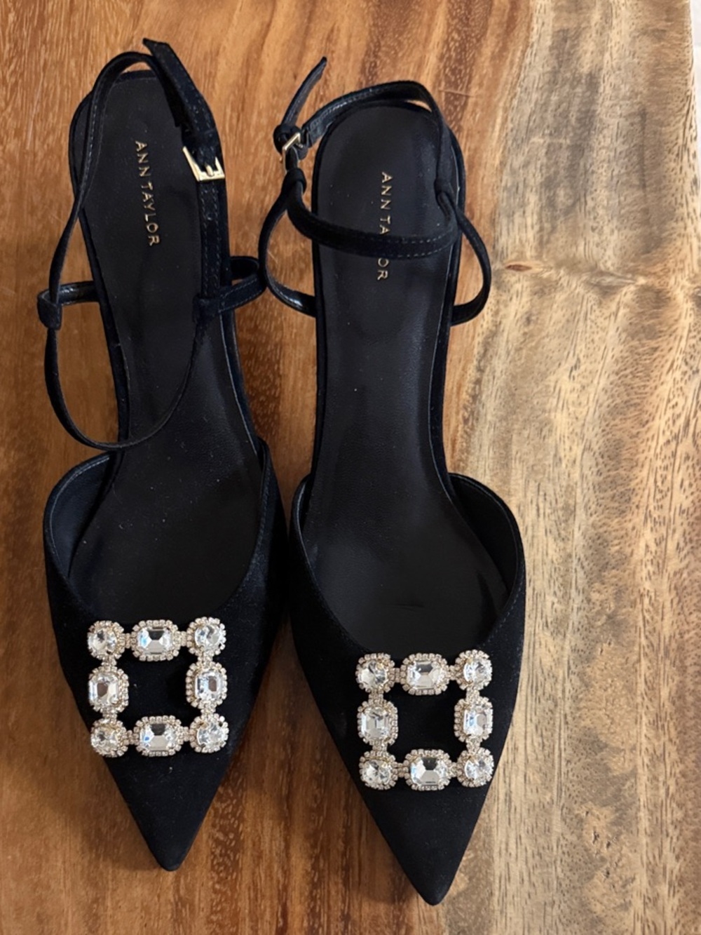 Ann Taylor Black Suede Jeweled Kitten Heel pumps